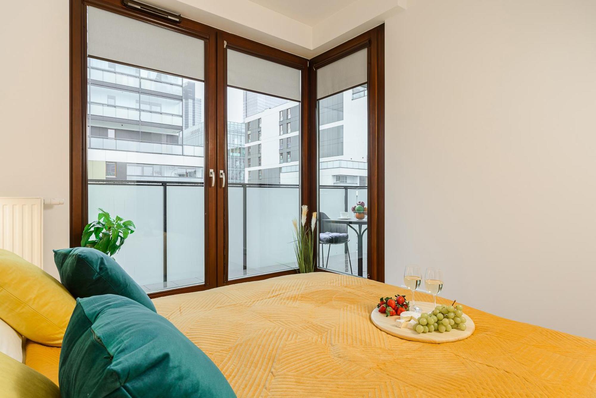 Luxury Apartments Mennica Residence With Parking ワルシャワ エクステリア 写真